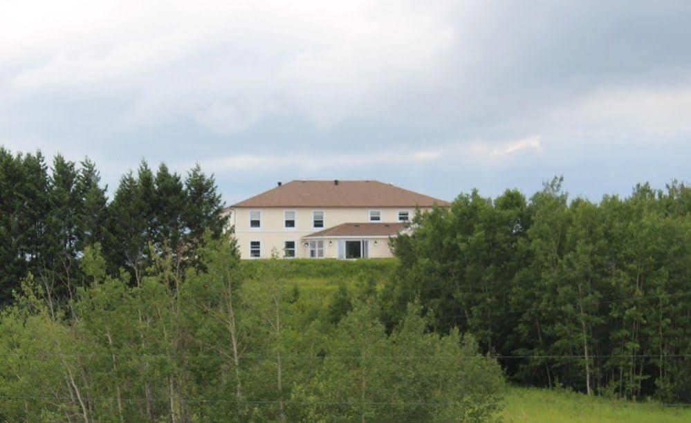 Honeycomb Bed & Breakfast Onanole Exterior photo